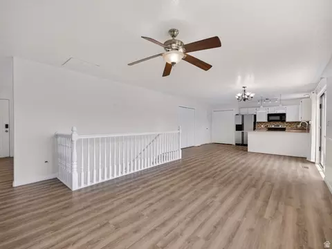Living - 949 W 1800 N, Mapleton, UT 84664 photo 4 of 7