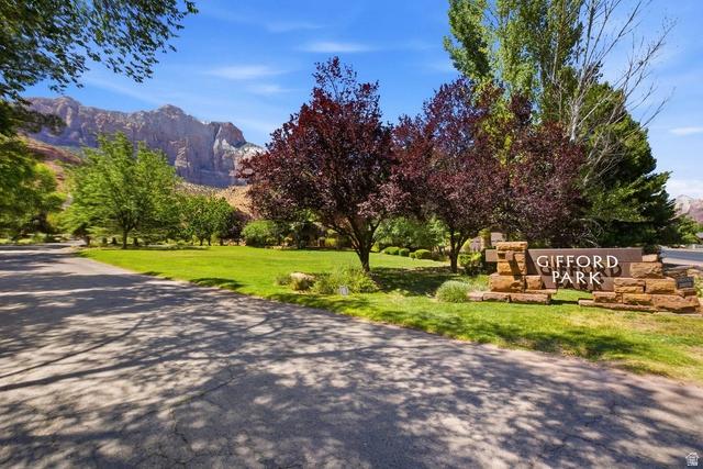 101 Gifford Dr, Springdale, UT 84767