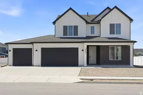 2391 W 2950 N, Farr West, UT 84404