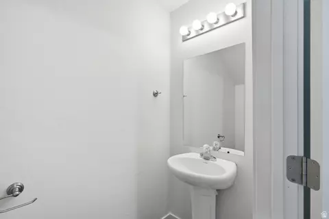 Bath - 723 E 500 S, American Fork, UT 84003 photo 1 of 3