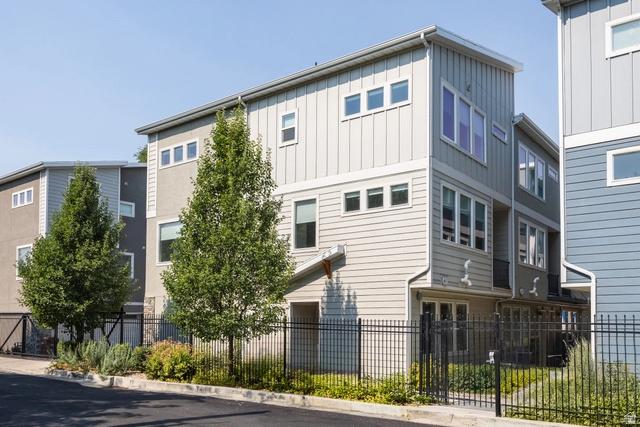 58 W Brooklyn Park Ln, South Salt Lake, UT 84115