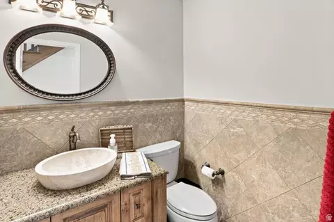 Bath - 39 S 2625 E, Layton, UT 84040 photo 1 of 6