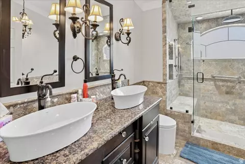 Bath - 39 S 2625 E, Layton, UT 84040 photo 2 of 6