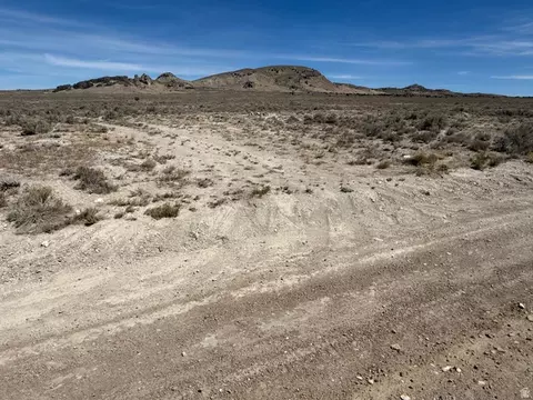 1 Emigrant Trl Rd, Park Valley, UT 84329 photo 9