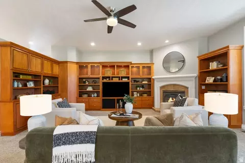 Living - 1653 E Crescent View Cir S, Sandy, UT 84092 photo 2 of 4