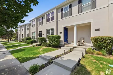 10646 S Cave Run Ln, South Jordan, UT 84009