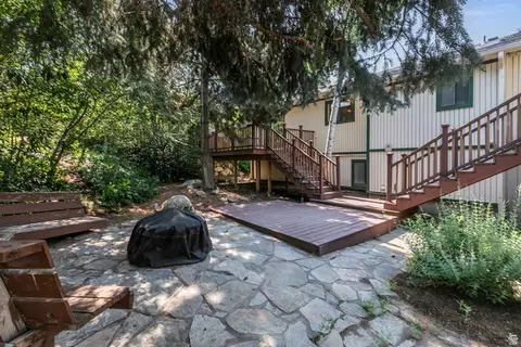 Exterior - 3205 E Bell Canyon Rd S, Sandy, UT 84092 photo 7 of 13