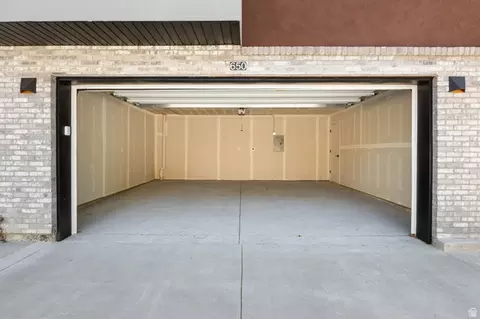 Exterior - 650 28th St, Ogden, UT 84403 photo 3 of 7