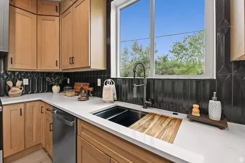 617 W 5th Ave S, Midvale, UT 84047 photo 14