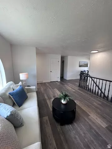 9789 S 285 E, Sandy, UT 84070 photo 17
