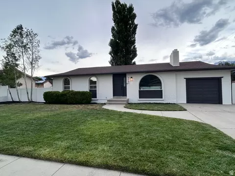9789 S 285 E, Sandy, UT 84070 photo 3