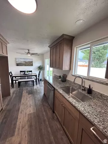 9789 S 285 E, Sandy, UT 84070 photo 22