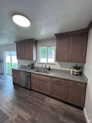 9789 S 285 E, Sandy, UT 84070 photo 6