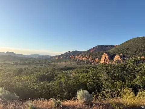 137 N Kolob #36, Springdale, UT 84767 photo 2
