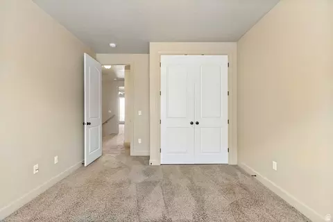 990 W 950 N, Orem, UT 84057 photo 27