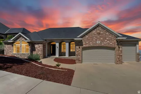 548 S Lofty Ln E, North Salt Lake, UT 84054
