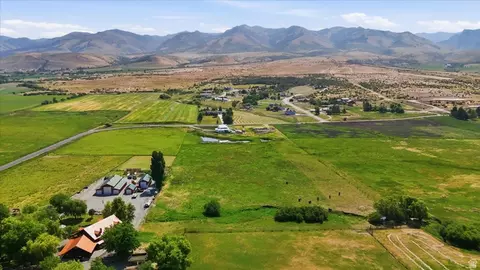 105 S 3rd E, Franklin, ID 83237
