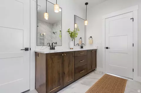 Bath - 619 E Mountain Rd N, North Ogden, UT 84414 photo 2 of 3