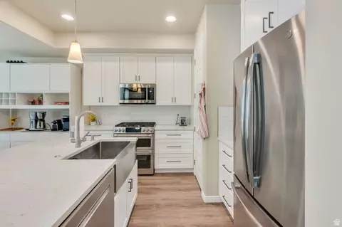 203 E St Germain Way, Sandy, UT 84070 photo 12