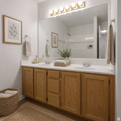 Bath - 794 E 950 S, Provo, UT 84606 photo 3 of 3