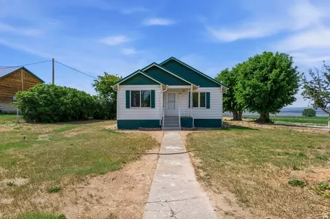 566 S Main St, Lyman, UT 84749 photo 3