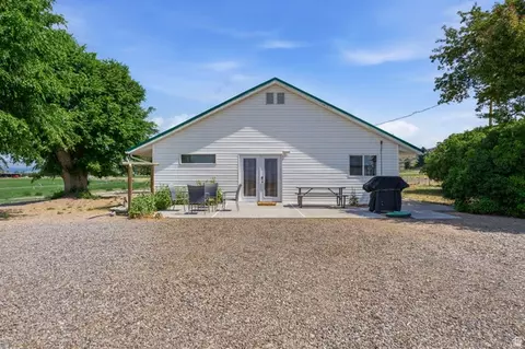 566 S Main St, Lyman, UT 84749 photo 32