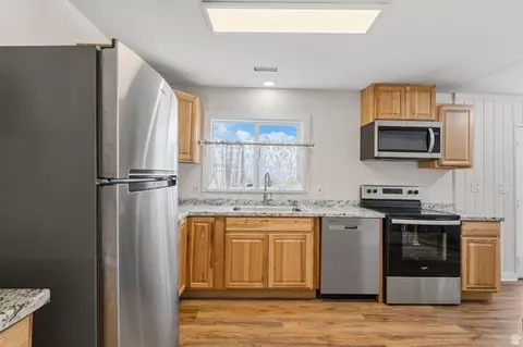 566 S Main St, Lyman, UT 84749 photo 14