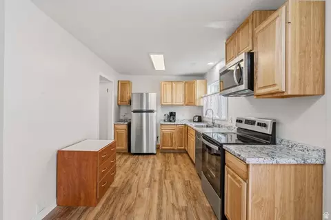 566 S Main St, Lyman, UT 84749 photo 13