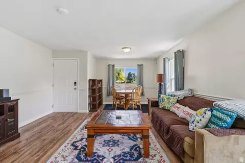 566 S Main St, Lyman, UT 84749 photo 6