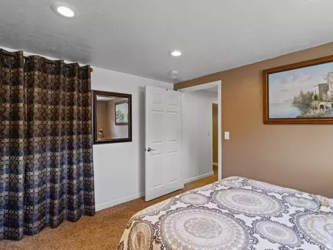 449 E 900 N, Orem, UT 84097 photo 17