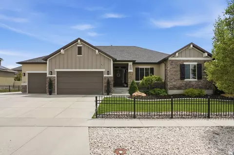 121 W Misty Ln, Stansbury Park, UT 84074