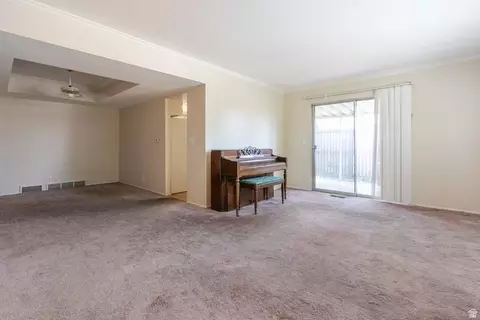302 E Peach Ln S, Bountiful, UT 84010 photo 4