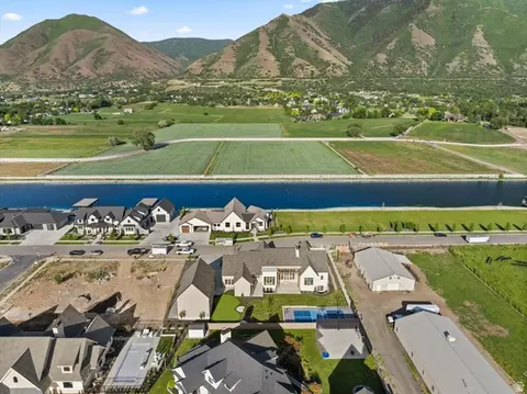 View/Area - 478 S Maple Lakes Dr, Mapleton, UT 84664 photo 4 of 4