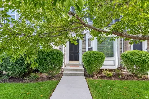 986 N Independence Ave, Provo, UT 84604