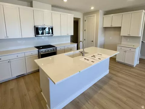 2433 N Alpine Glow Ln, Heber City, UT 84032