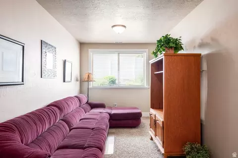 Living - 258 E Red Leaf Dr, Draper, UT 84020 photo 2 of 2