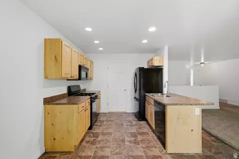 Kitchen - 2012 E 1180 S, Spanish Fork, UT 84660 photo 2 of 3