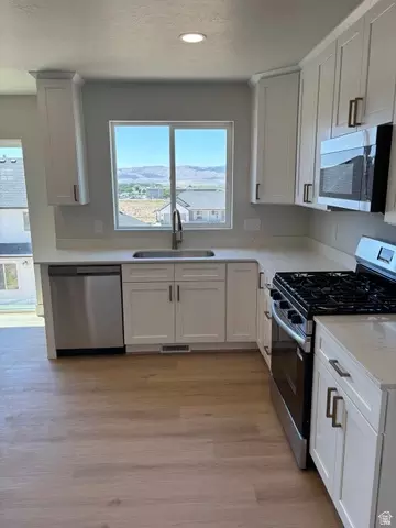 Kitchen - 1551 N 250 E, Nephi, UT 84648 photo 3 of 4