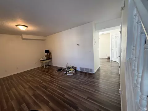 183 E 820 S, Centerville, UT 84014 photo 3