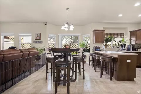 2005 E Redtail Way N, Layton, UT 84040 photo 10