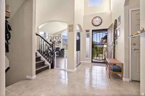 2005 E Redtail Way N, Layton, UT 84040 photo 5