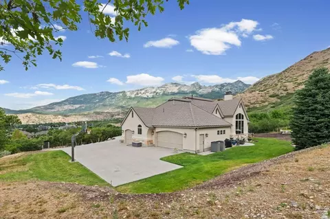 Exterior - 1454 E Bald Mountain Cir, Alpine, UT 84004 photo 8 of 8