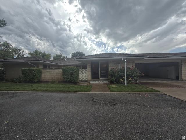 1938 E 5150 S, Holladay, UT 84117