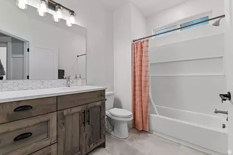 Bath - 1426 S 1450 W, Mapleton, UT 84664 photo 6 of 7