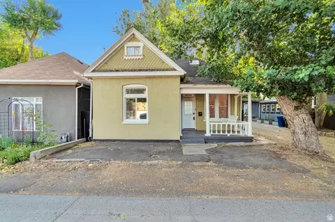 660 S Iverson St E, Salt Lake City, UT 84111