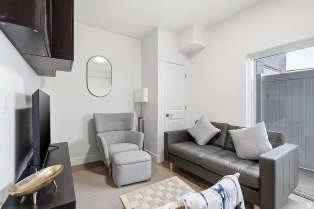 2085 N Main St #104, Sunset, UT 84015