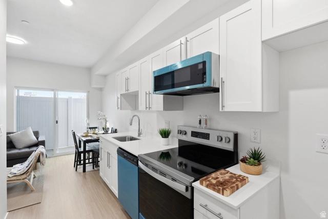 2085 N Main St #105, Sunset, UT 84015