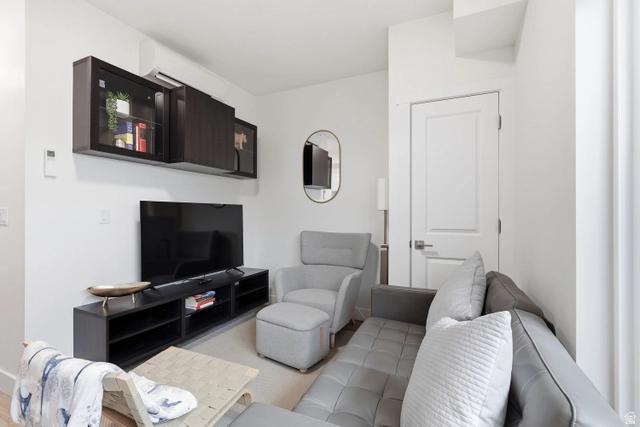 2085 N Main St N #106, Sunset, UT 84015