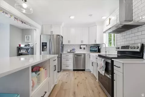 Kitchen - 209 E 300 N, Smithfield, UT 84335 photo 3 of 6