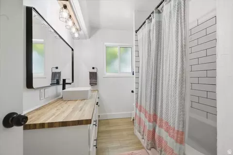 Bath - 209 E 300 N, Smithfield, UT 84335 photo 1 of 4